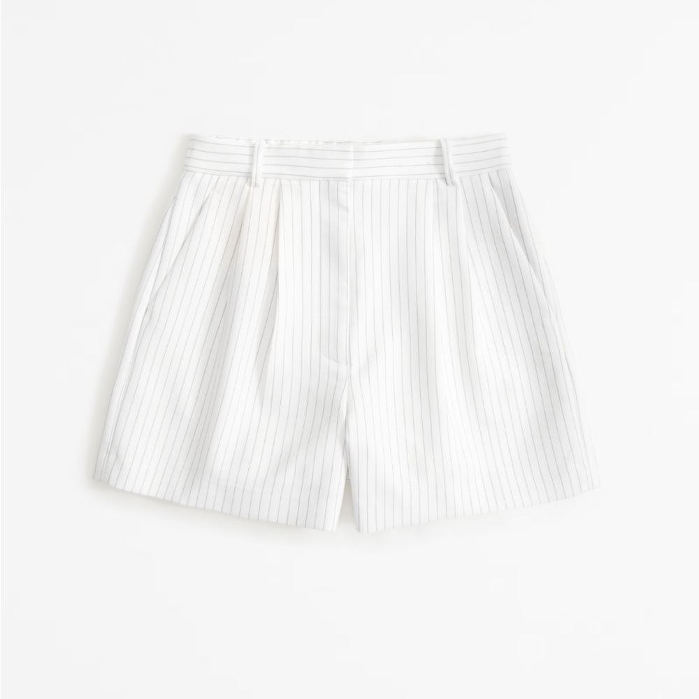 A&F Sloane Tailored Short - Size 8
